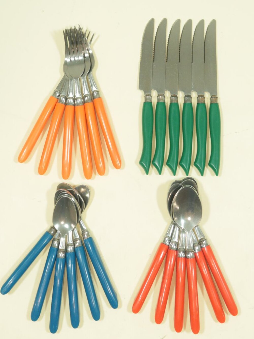 Vintage Fiestaware Multicolor Silverware Fork Knife Spoon 6 Sets Of 4 GUC